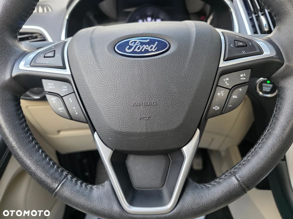Ford Edge - 19