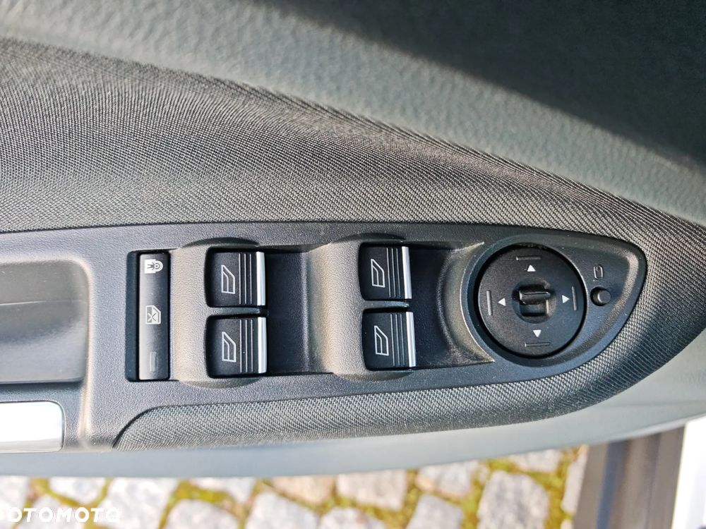 Ford C-MAX 1.0 EcoBoost Start-Stopp-System Titanium - 31