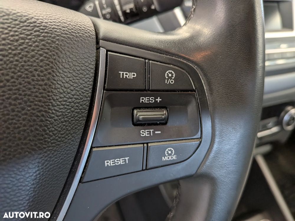 Hyundai i20 1.2 Passion Plus - 12