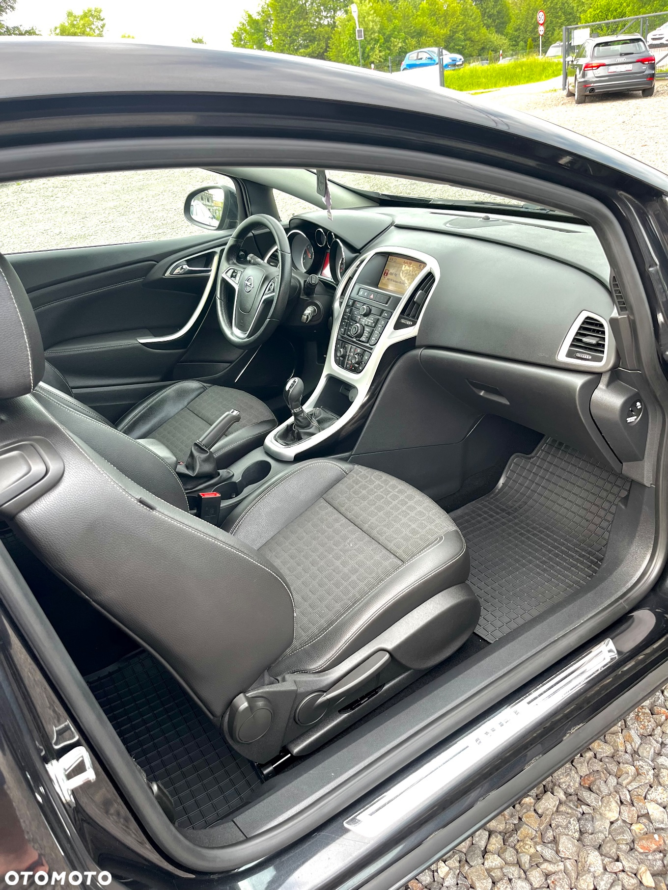 Opel Astra GTC 1.7 CDTI DPF ecoFLEX Start/Stop Innovation - 8