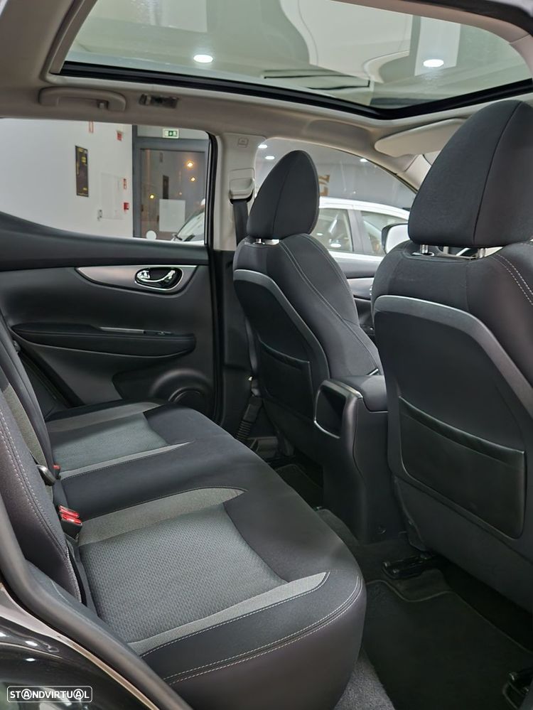 Nissan Qashqai 1.5 dCi N-Connecta - 25