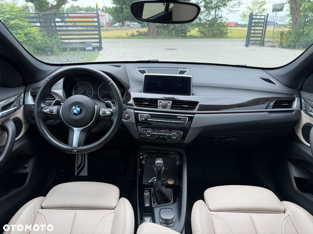 BMW X1 - 13