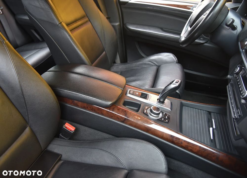 BMW X5 xDrive50i Edition Exclusive - 21