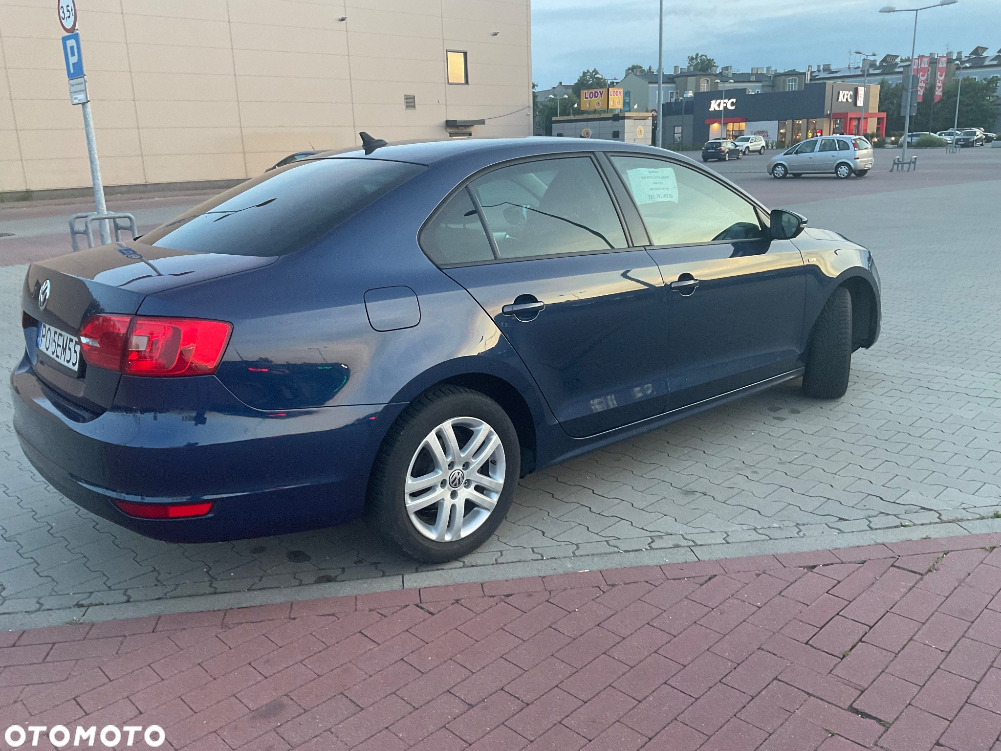Volkswagen Jetta 2.0 TDI Life - 13