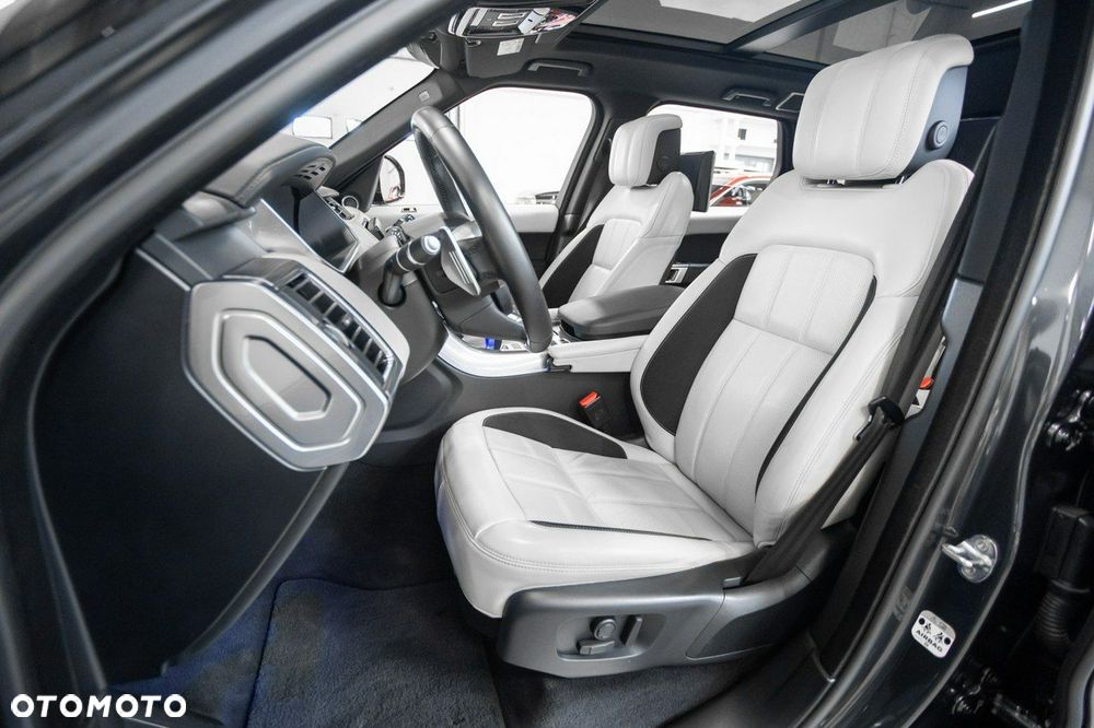 Land Rover Range Rover Sport - 32