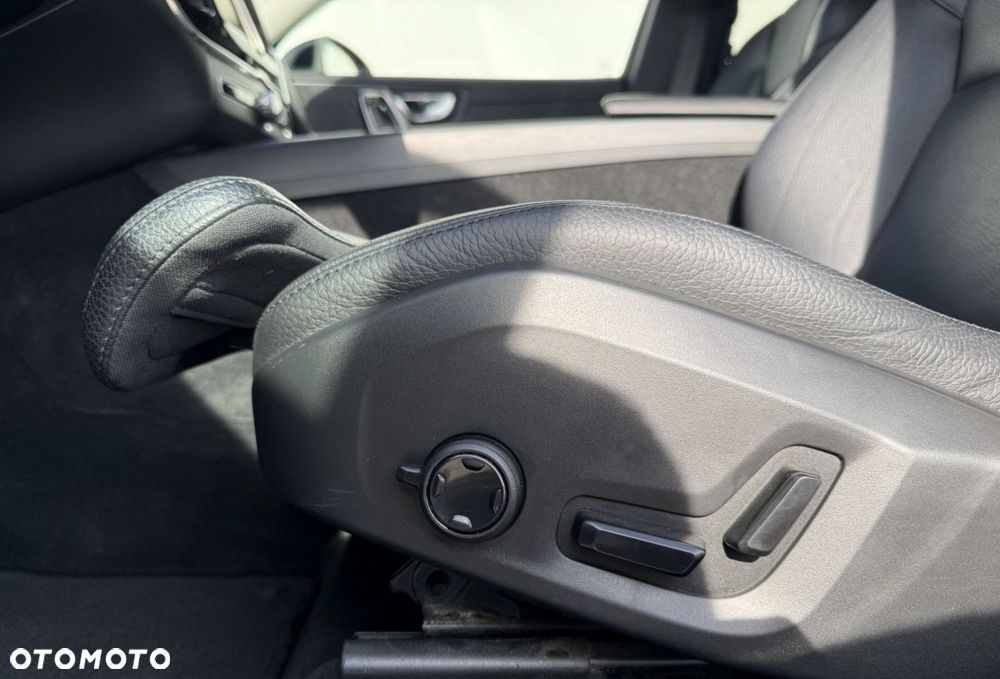 Volvo XC 60 - 17