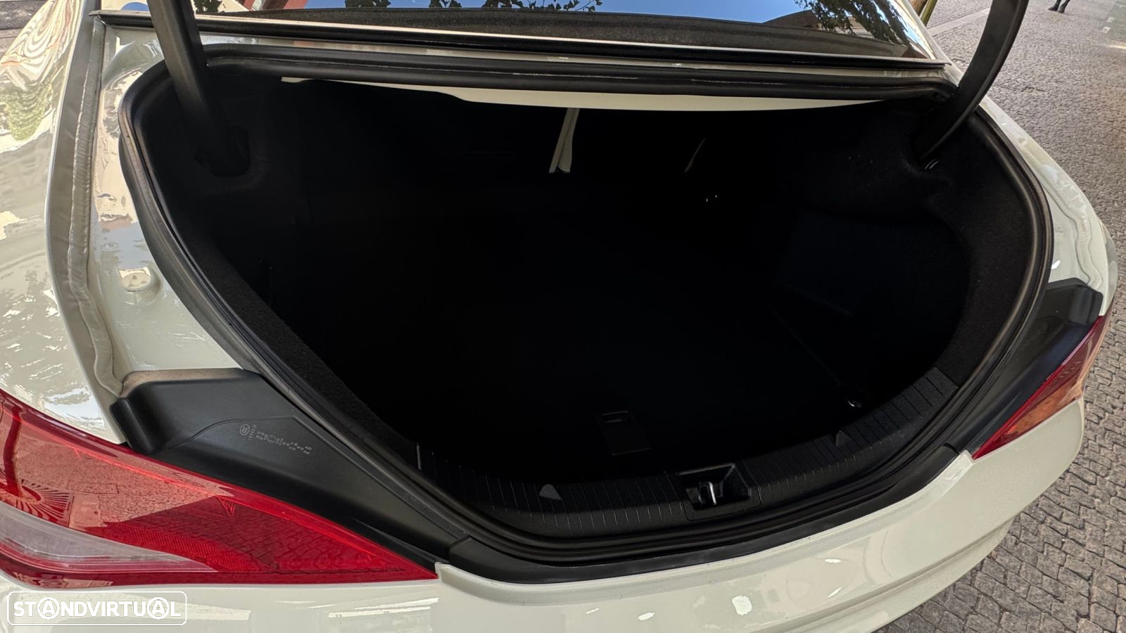 Mercedes-Benz CLA 220 - 7