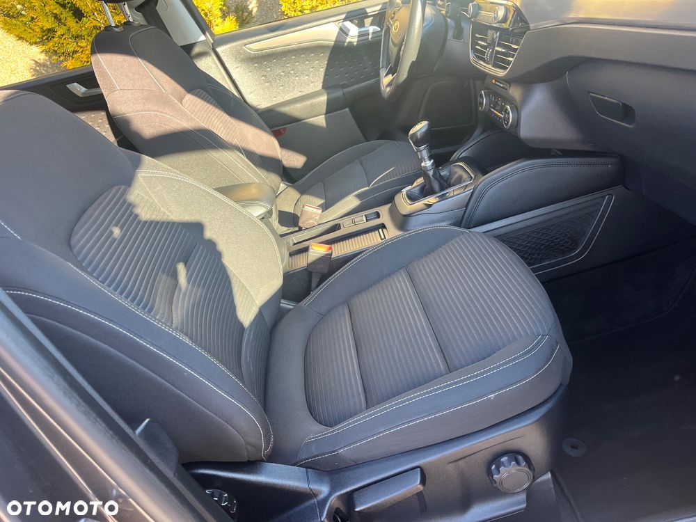 Ford Kuga 2.0 TDCi 4x2 Titanium - 7