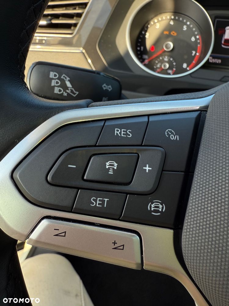 Volkswagen Tiguan 1.5 TSI EVO Life - 34