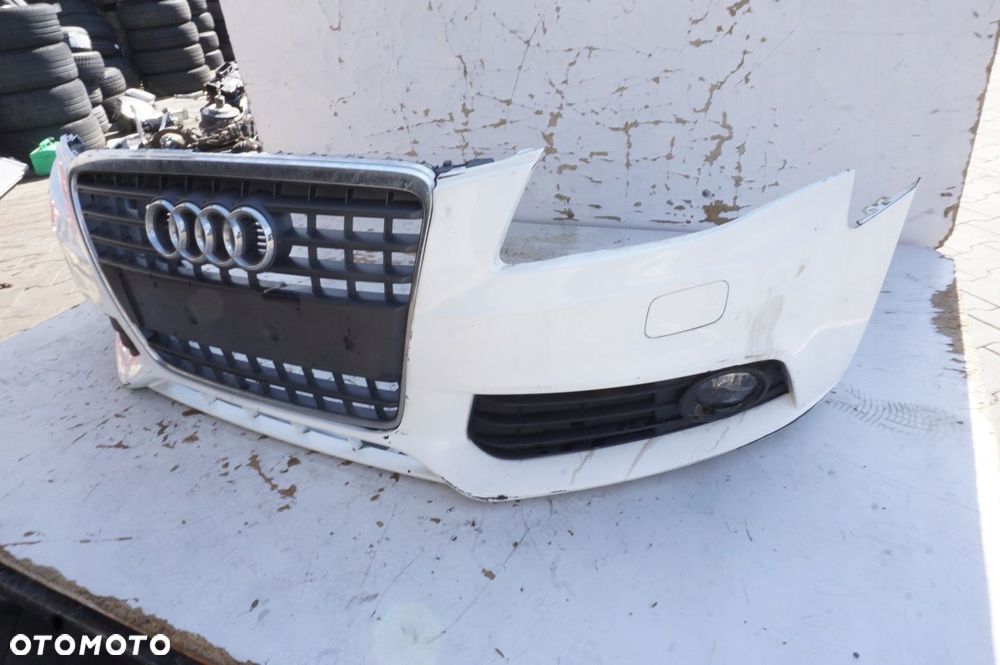 ZDERZAK PRZÓD HALOGENY POD SPRYSKIWACZE AUDI A4 B8 LY9C - 3