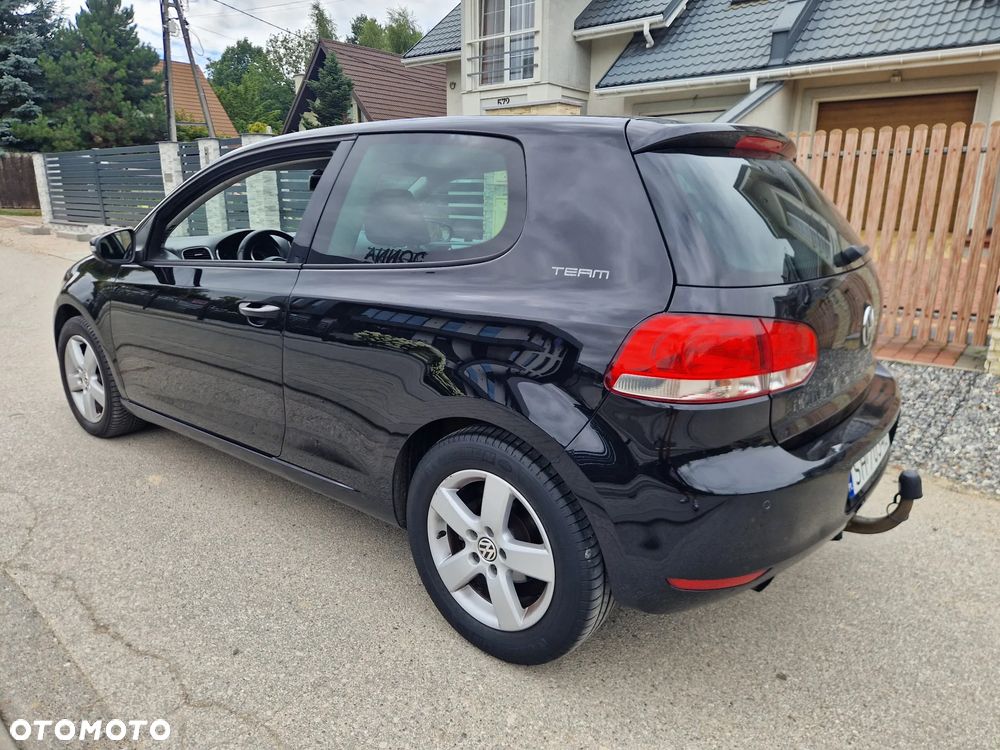 Volkswagen Golf VI 1.6 TDI BlueMot Trendline DSG - 15