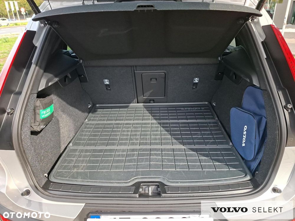 Volvo XC 40 - 29