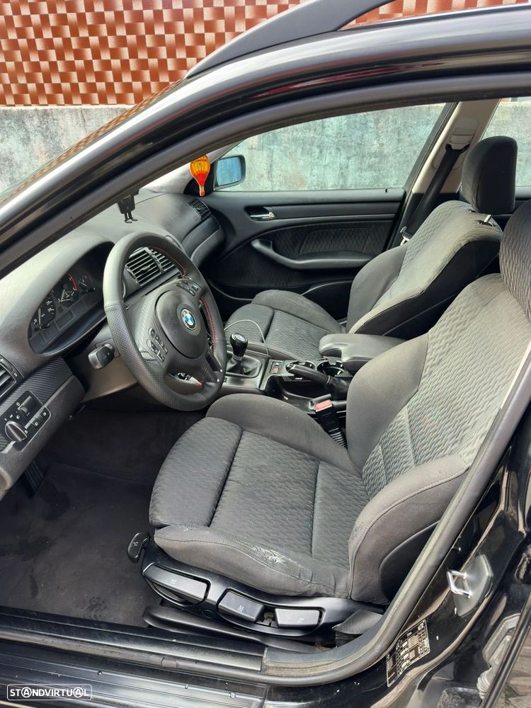 BMW 320 d Touring - 10