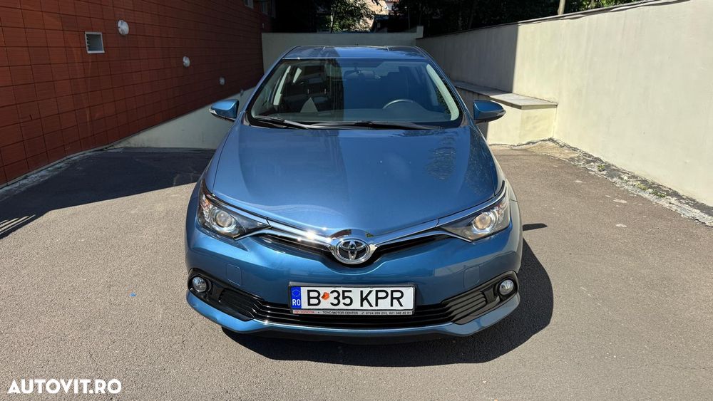 Toyota Auris 1.6 L Valvematic CVT Luna - 3