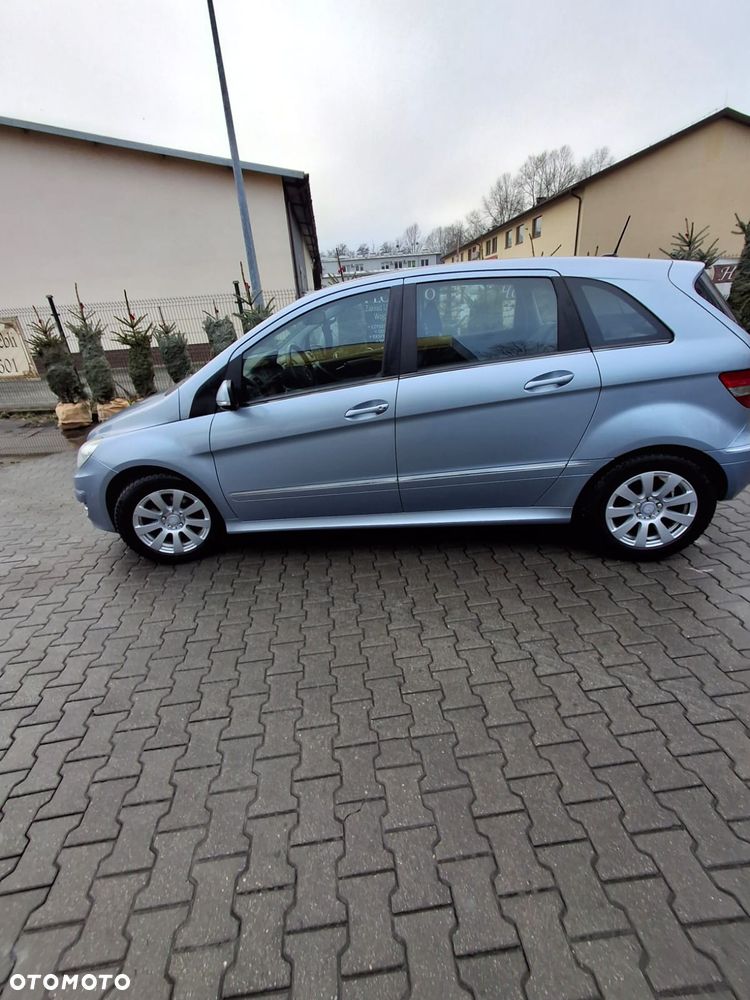 Mercedes-Benz Klasa B 180 CDI Special Edition - 3