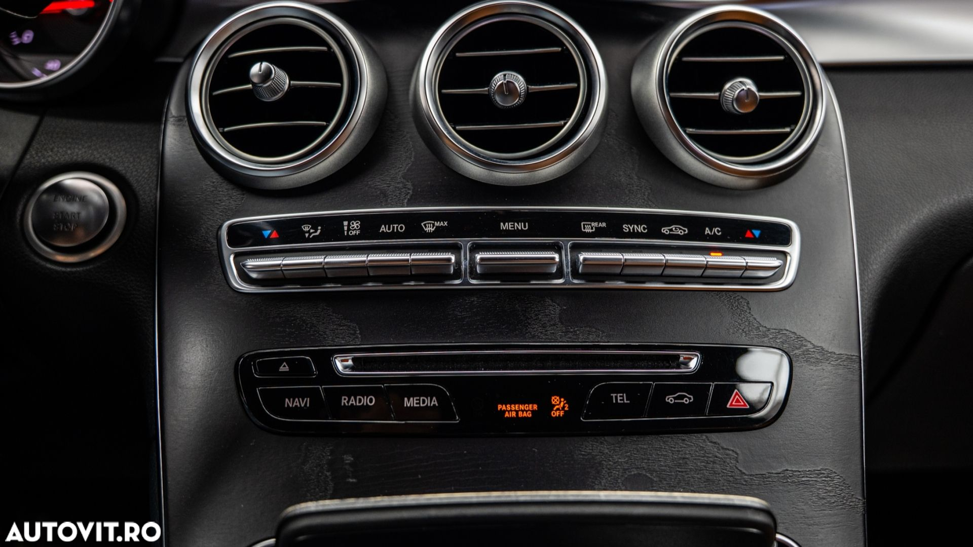 Mercedes-Benz GLC - 28