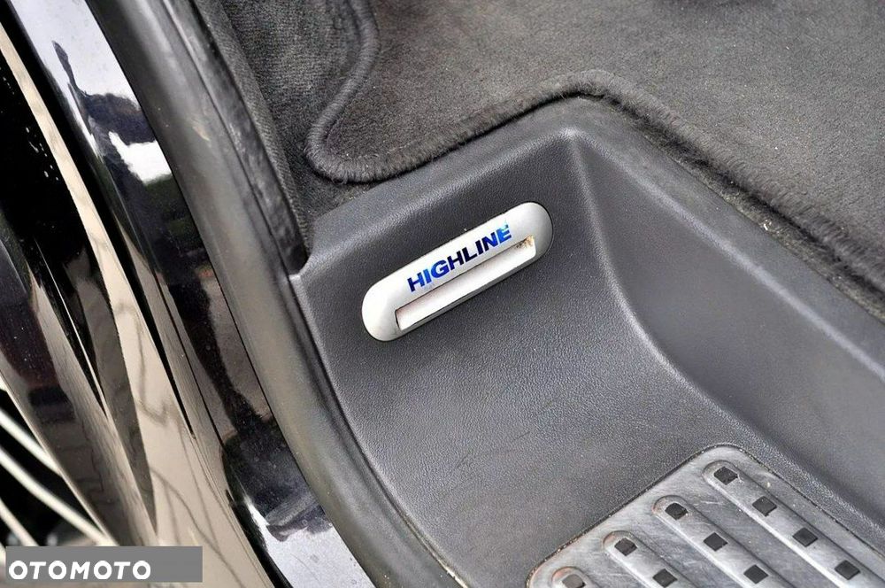 Volkswagen Multivan - 15