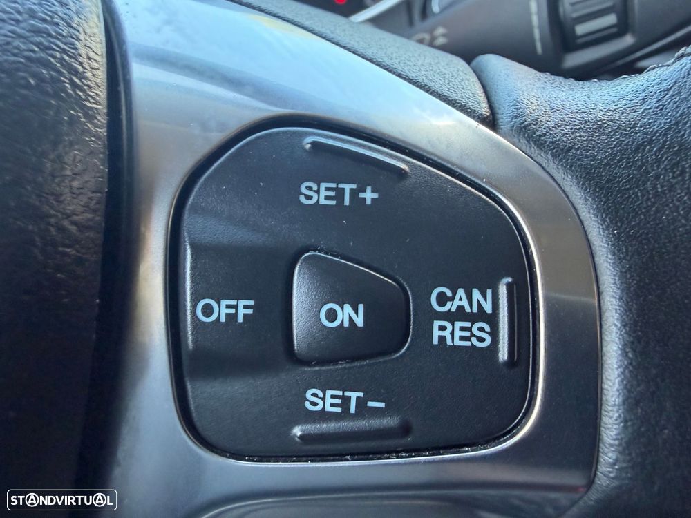 Ford EcoSport 1.0 EcoBoost Titanium - 21