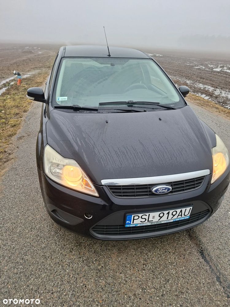 Ford Focus 1.6 TDCi DPF Style - 9