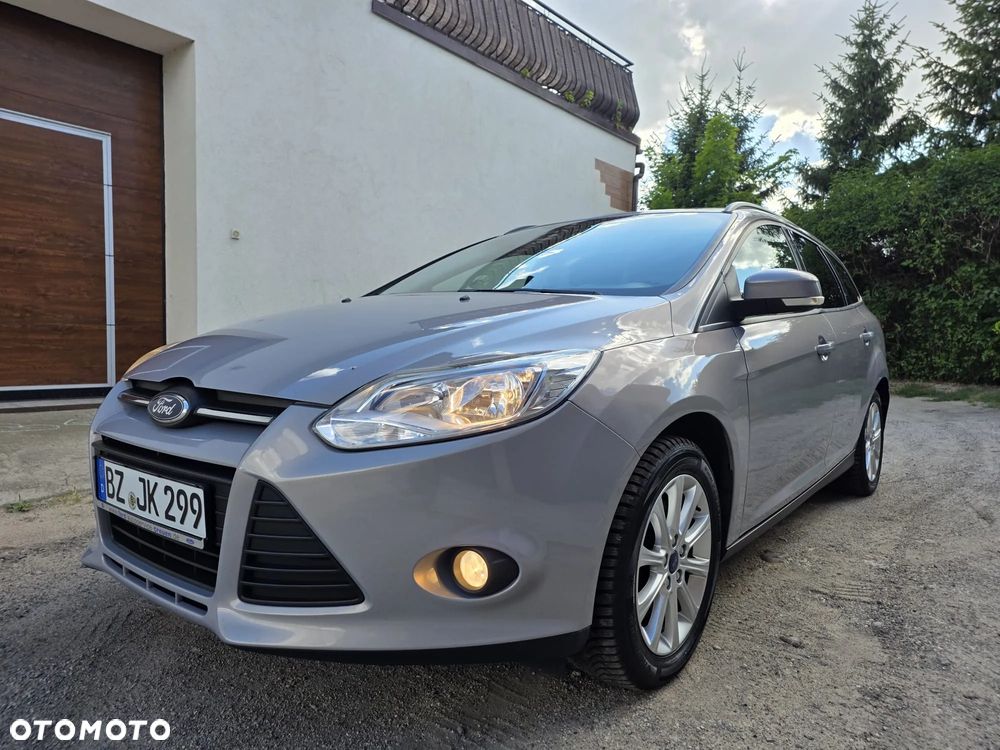 Ford Focus 1.6 Ambiente - 25