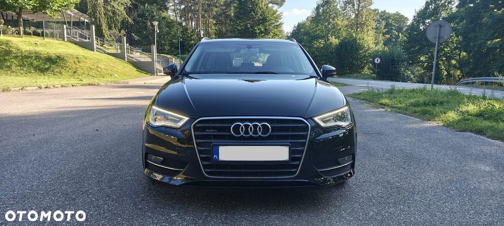 Audi A3 2.0 TDI Ambiente - 2
