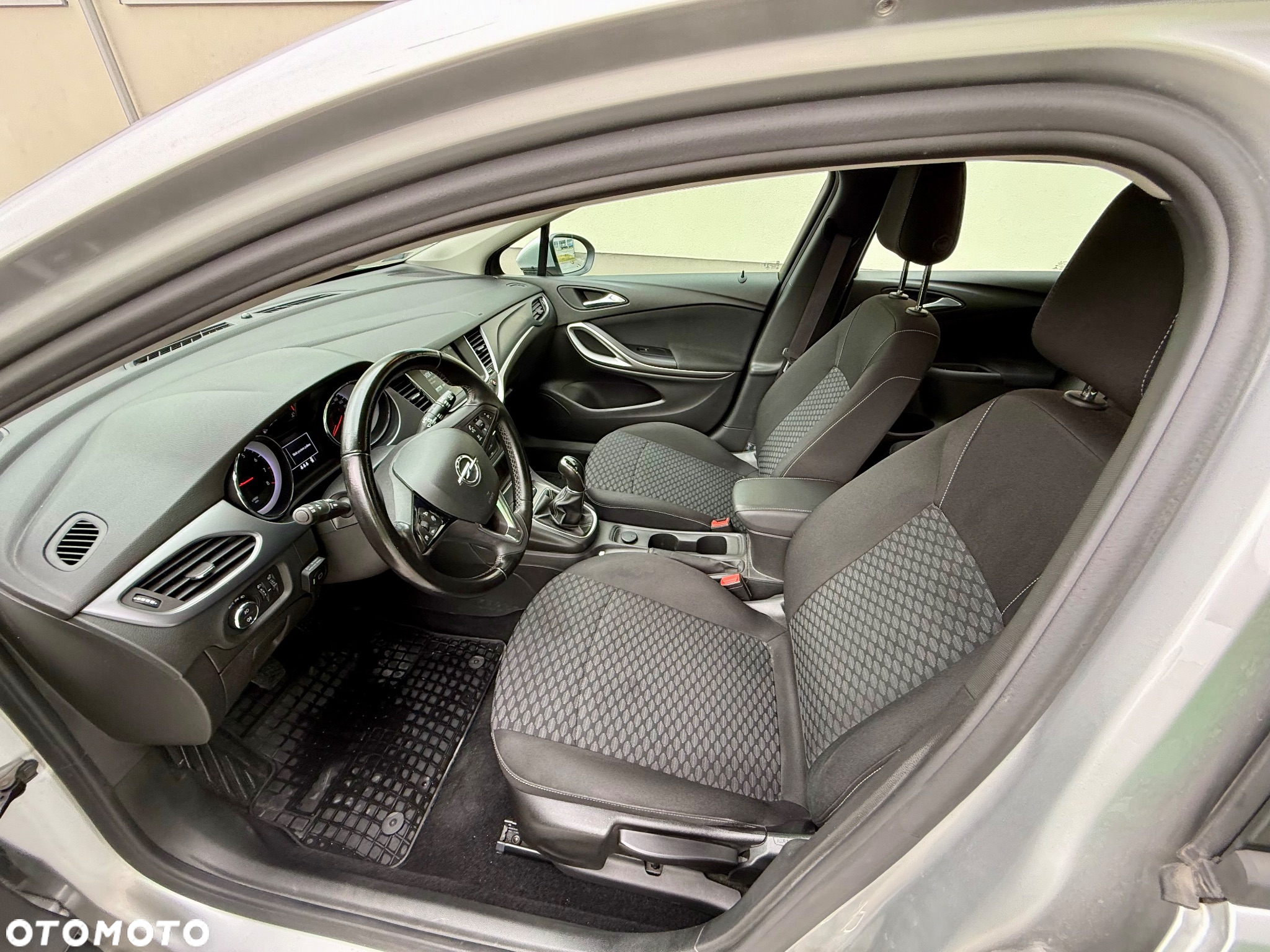 Opel Astra V 1.4 T Enjoy - 21
