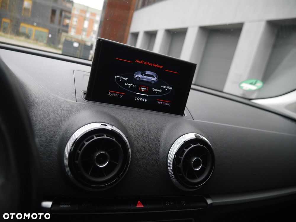 Audi A3 Sportback 2.0 TDI (clean diesel) S line Sportpaket - 23