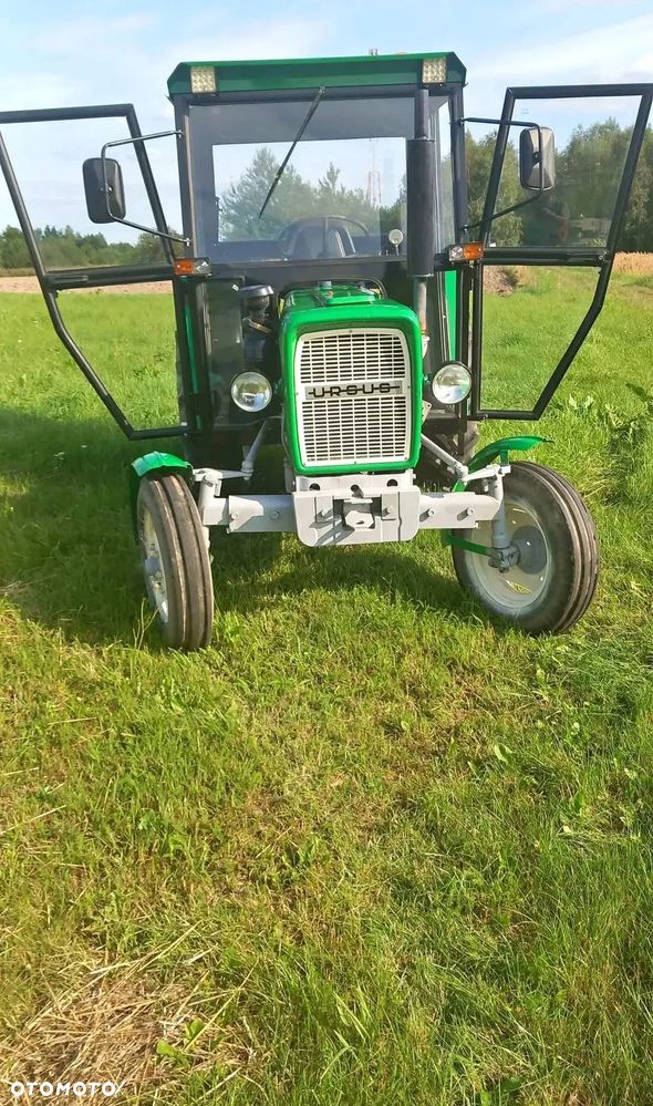 Ursus C330 - 2