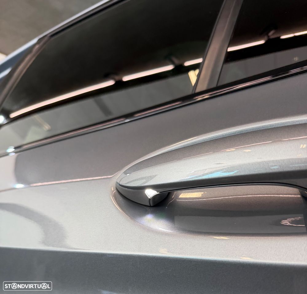 BMW 116 d Pack Desportivo M Auto - 7