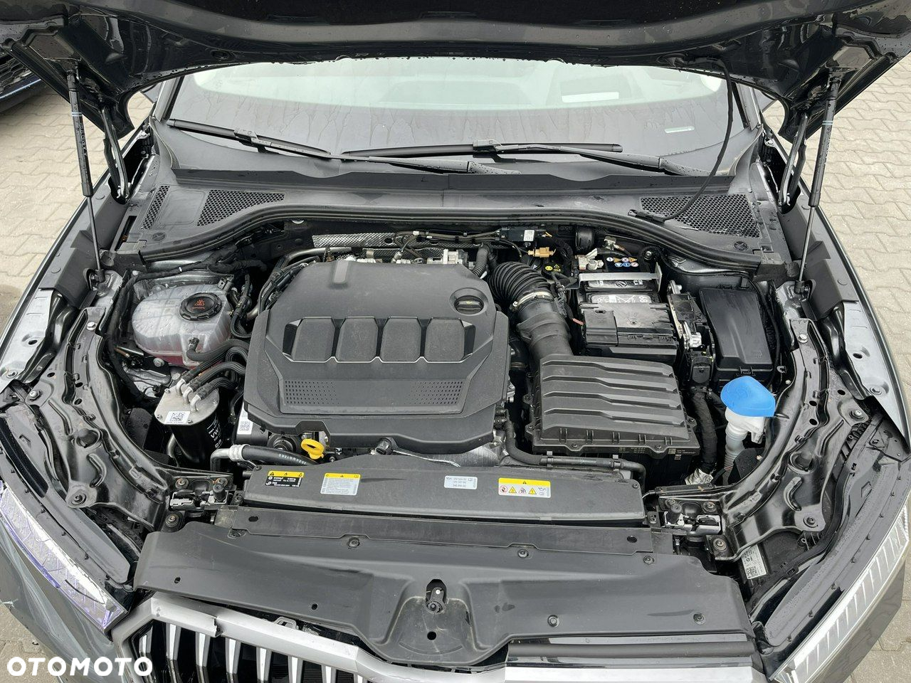 Skoda Superb 2.0 TDI SCR 4x4 L&K DSG - 14