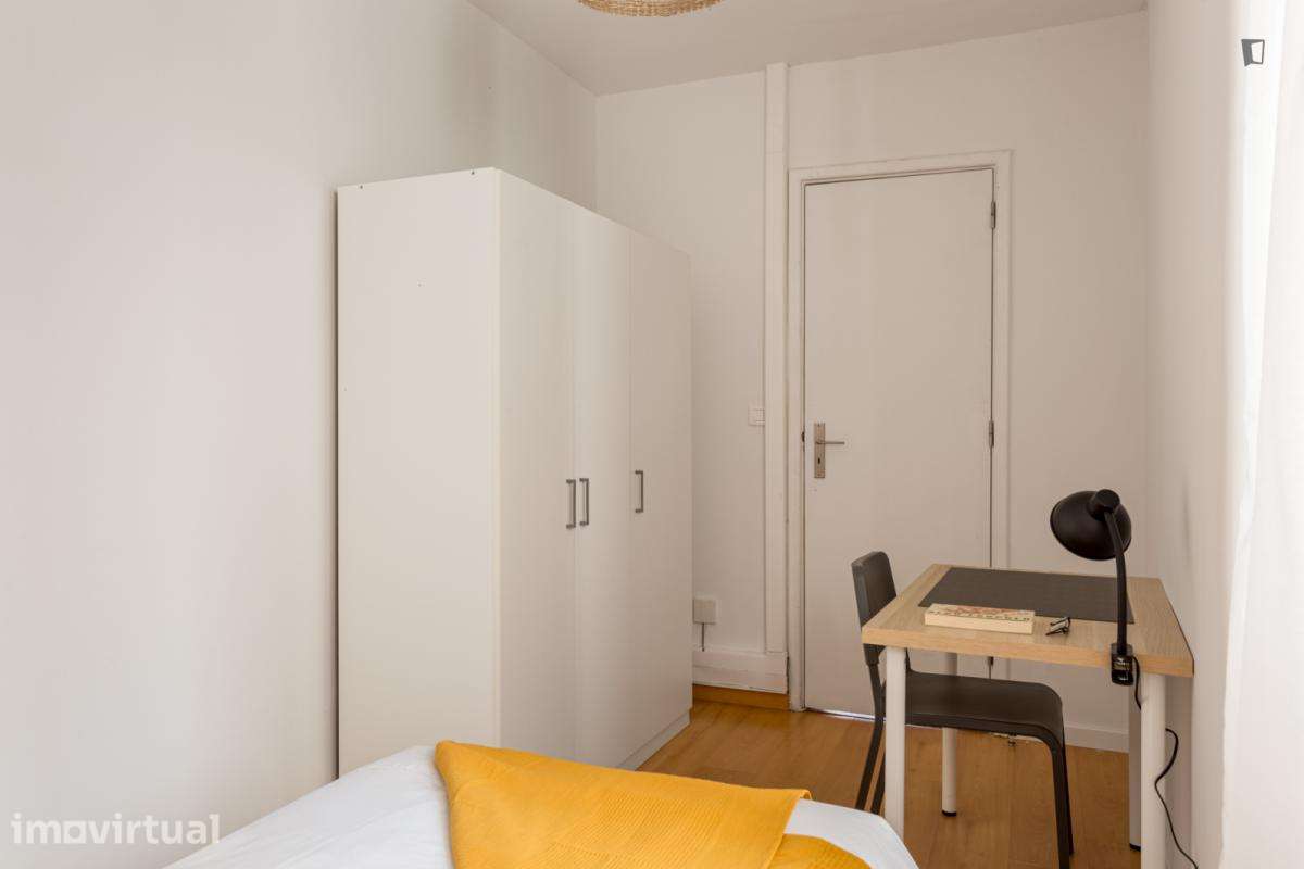 Quarto - localizado em Picoas Lisbon - Grande imagem: 3/19