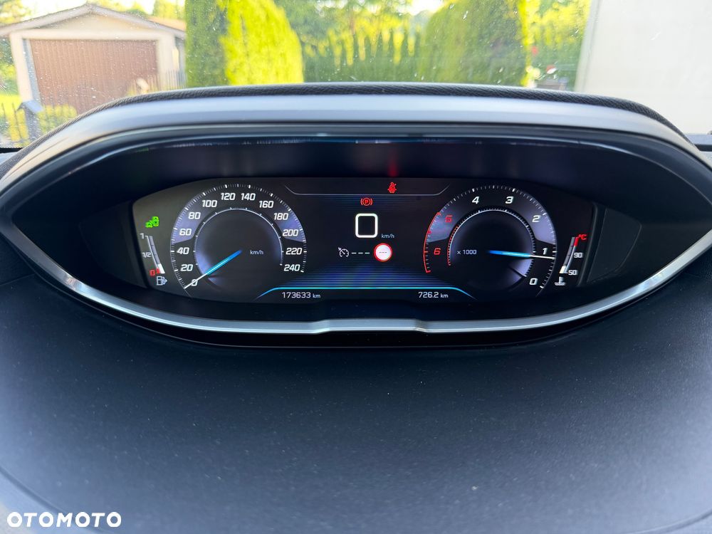 Peugeot 3008 1.6 BlueHDi Allure S&S - 21