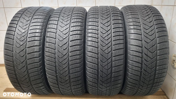 4 opony zimowe 245/45 R19 102V XL RunFlat Pirelli Sottozero 3