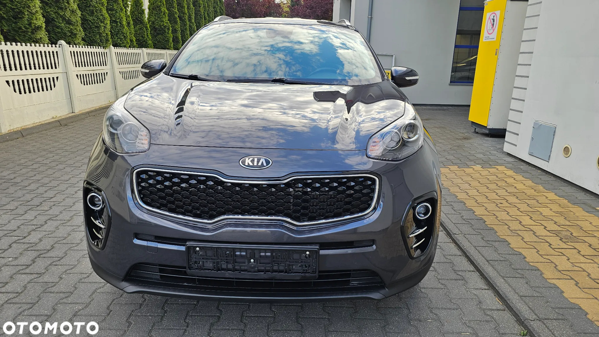 Kia Sportage 1.7 CRDI 2WD Dream-Team Edition - 2