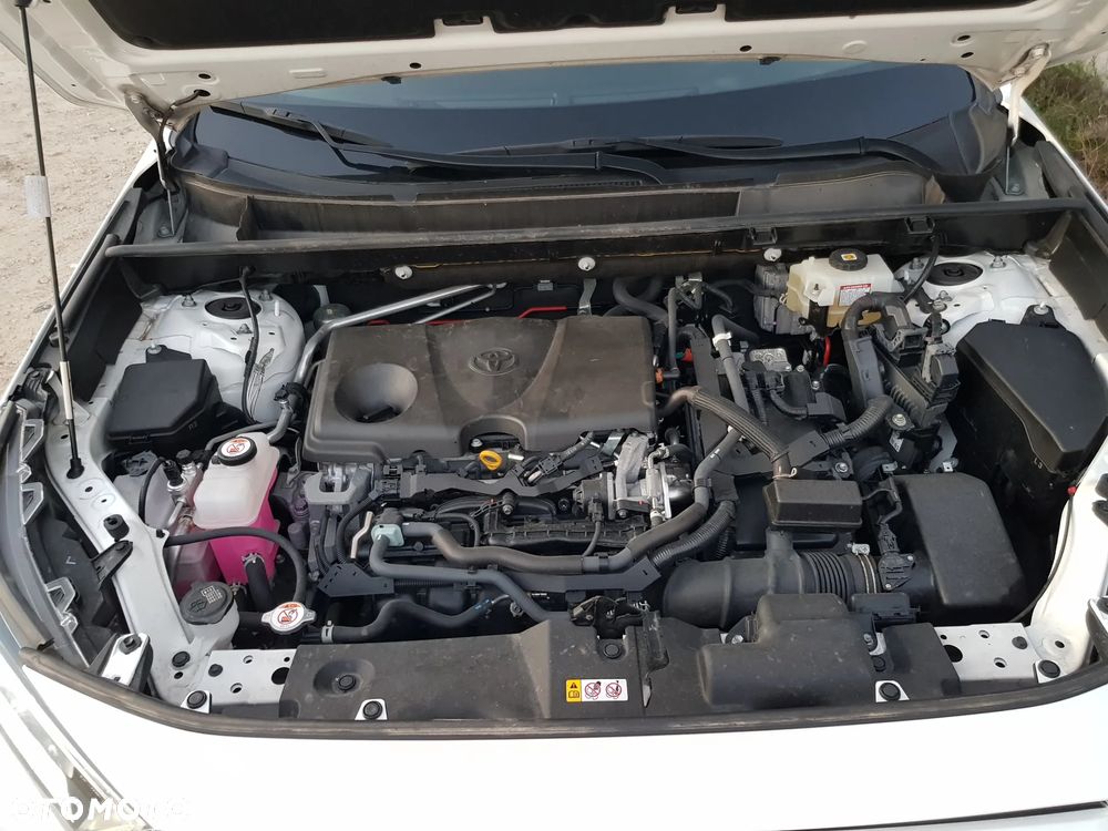 Toyota RAV4 - 18