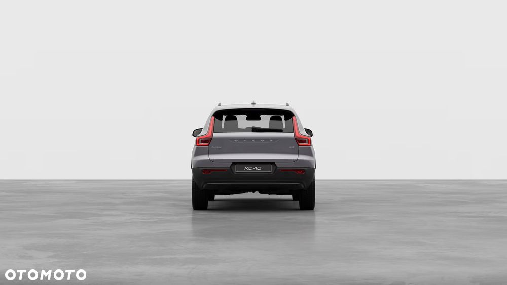 Volvo XC 40 B3 Plus Dark - 7
