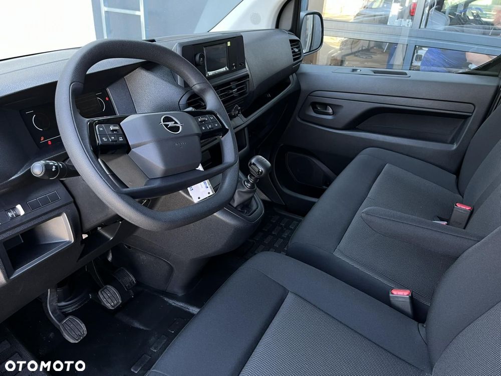Opel Vivaro - 11