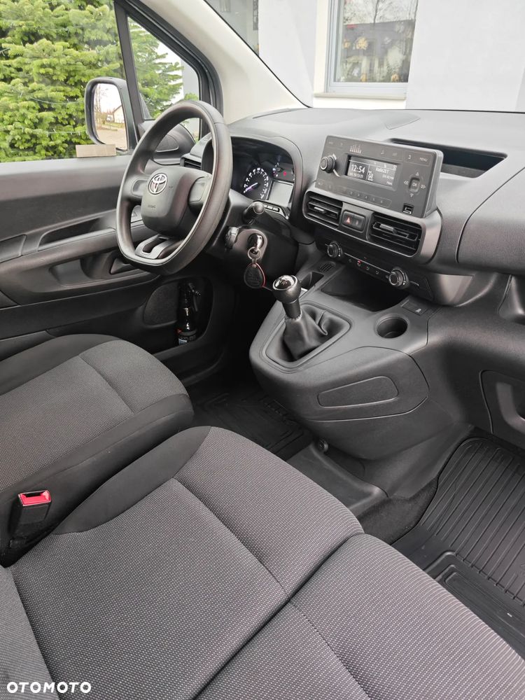 Toyota PROACE CITY - 13
