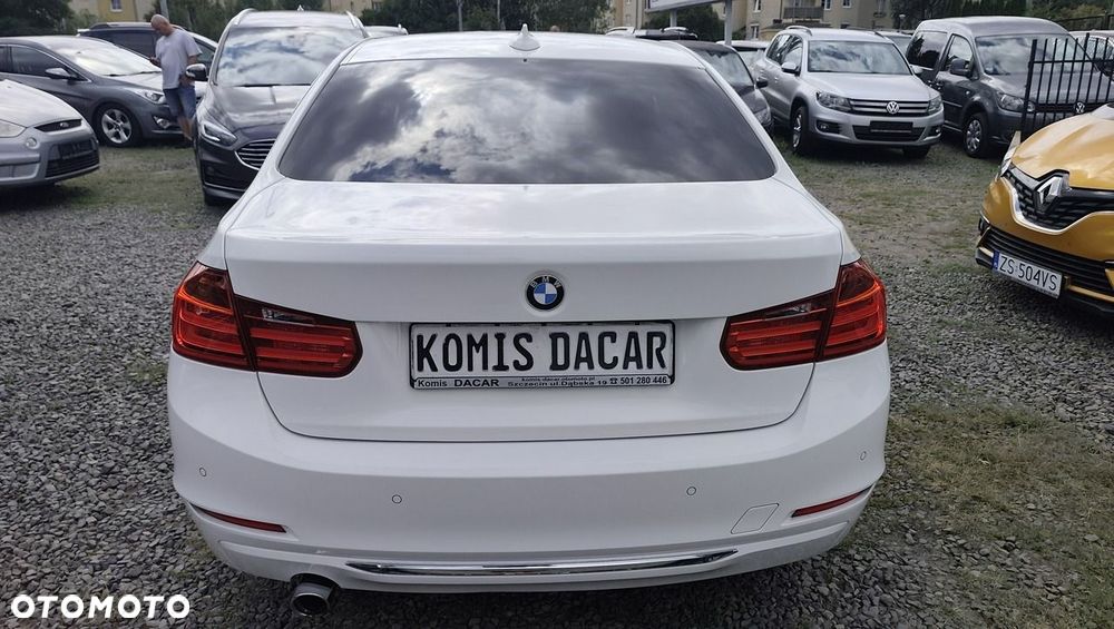 BMW Seria 3 320d Luxury Line - 7