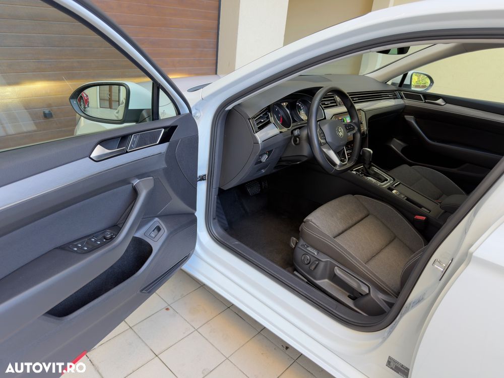 Volkswagen Passat 2.0 TDI SCR DSG Business - 23