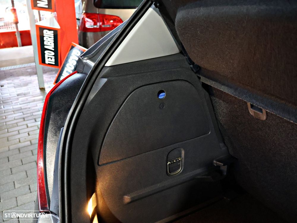 Opel Corsa 1.2 Enjoy - 31