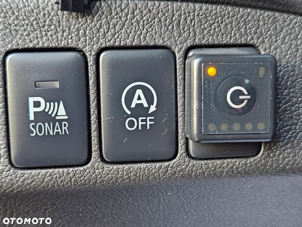 Mitsubishi Outlander 2.0 Invite + 2WD - 34