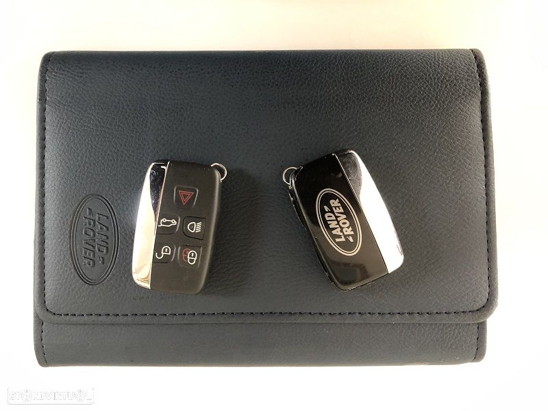 Land Rover Discovery Sport 2.0 eD4 HSE - 28