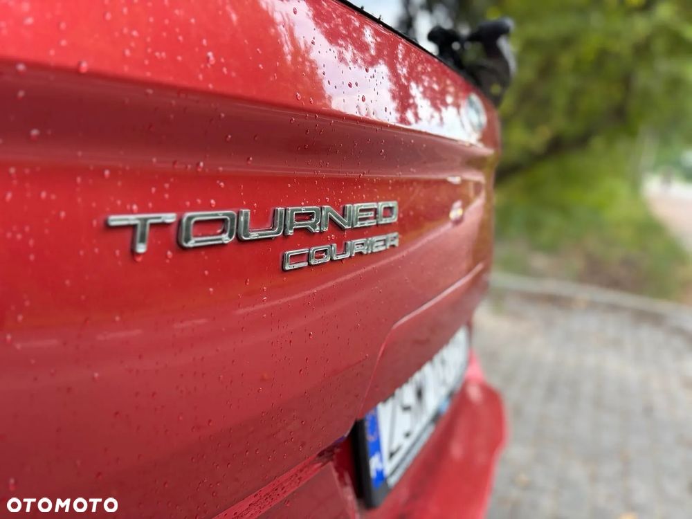 Ford Tourneo Courier - 8