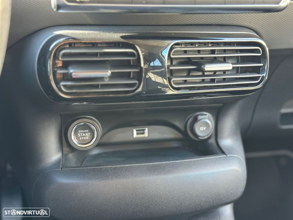 Citroën C4 Cactus 1.5 BlueHDi Shine Pack - 24