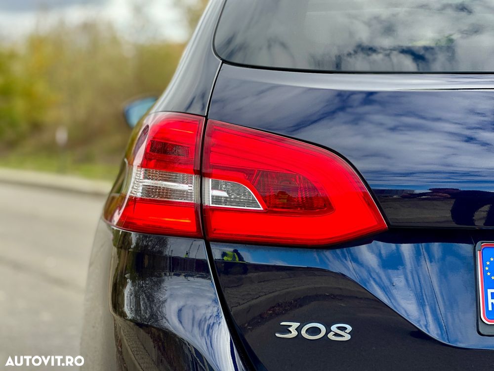 Peugeot 308 - 11