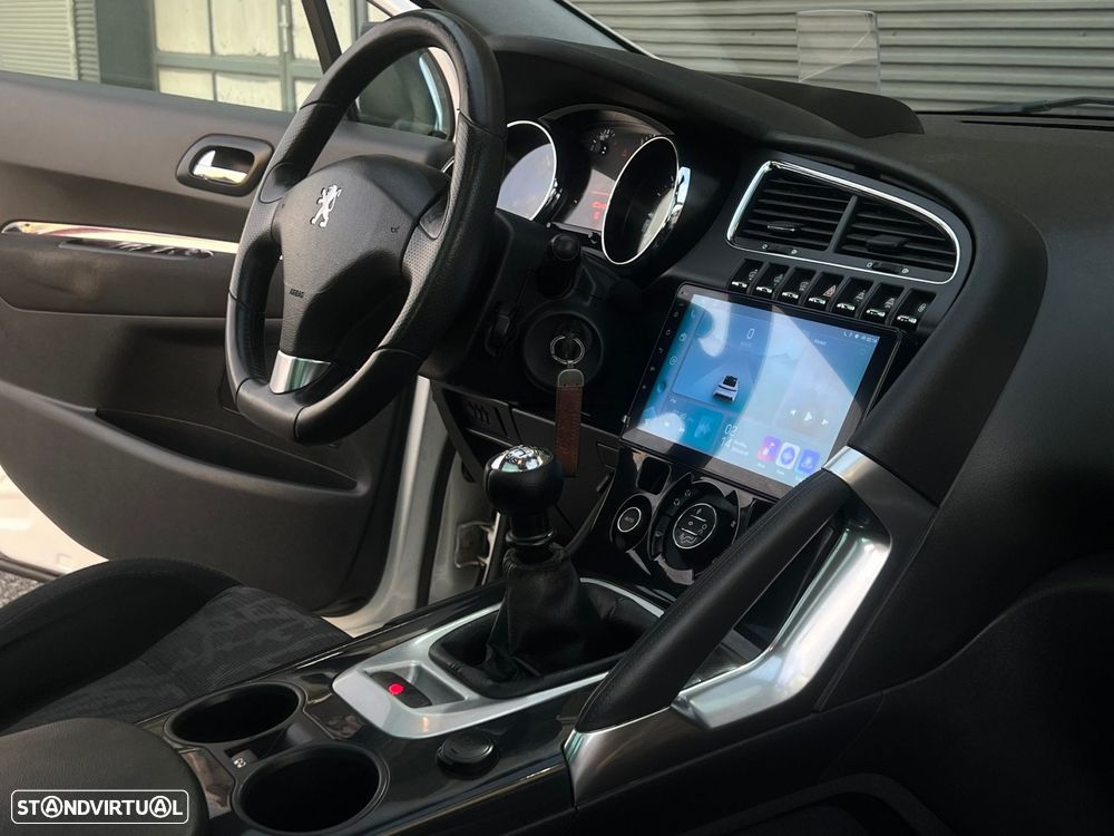 Peugeot 3008 1.6 HDi Allure - 15