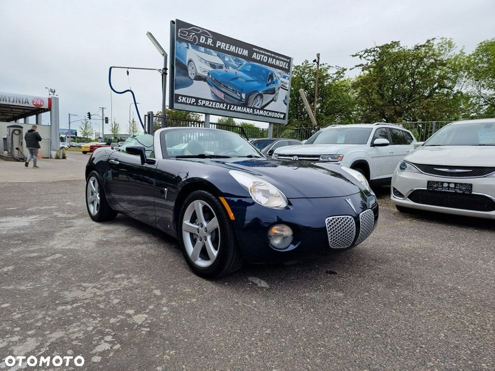 Pontiac Solstice - 11