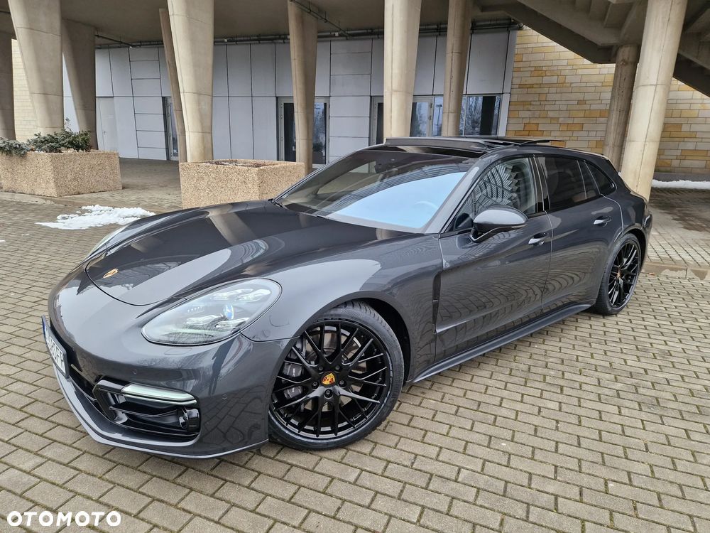 Porsche Panamera 4 - 9