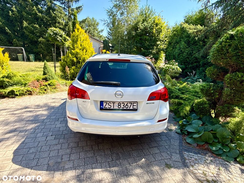 Opel Astra - 12
